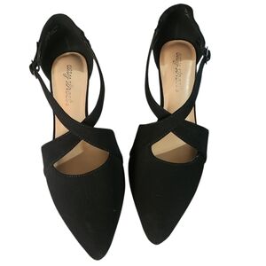 Easy Street Black Pointed Crisscross Strap Evening Pumps